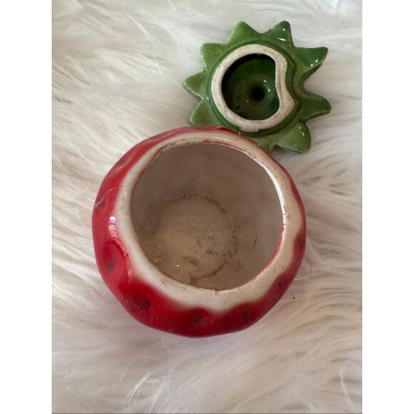 Vintage Strawberry Ceramic Decorative Jewelry Box Small 70s Accent Decor - Picture 4 of 6